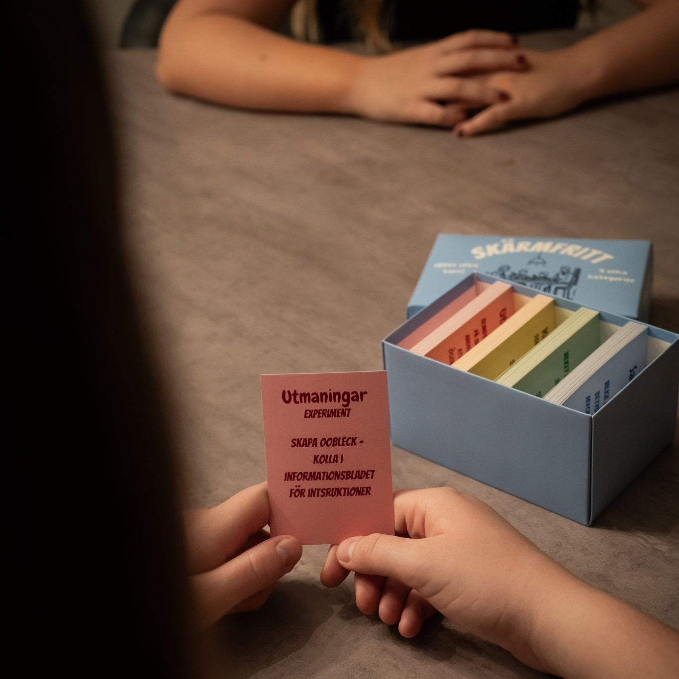 Skärmfritt - Familjespel för Skärmfri Tid | 120 Kort för Barnfamiljer